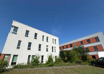 Publique 56302813 nr 1 - Attribut alt par défaut.