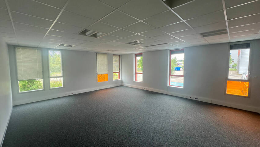 Publique 56302813 nr 6 - Attribut alt par défaut.