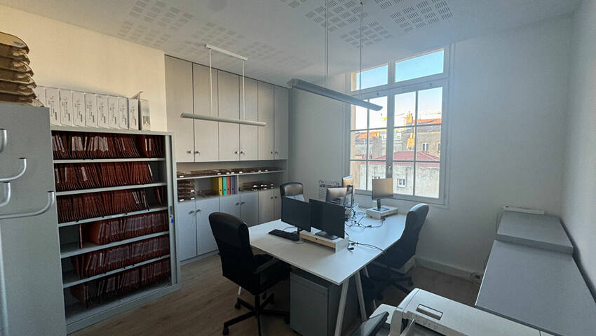 Publique 58254689 nr 9 - Attribut alt par défaut.