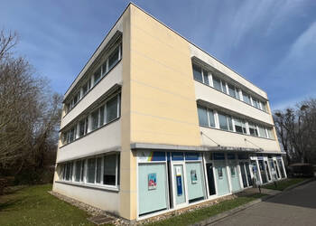 Publique 52401999 nr 1 - Attribut alt par défaut.