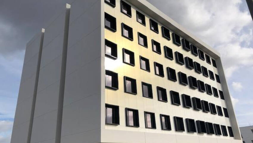 Publique 58755278 nr 1 - Attribut alt par défaut.