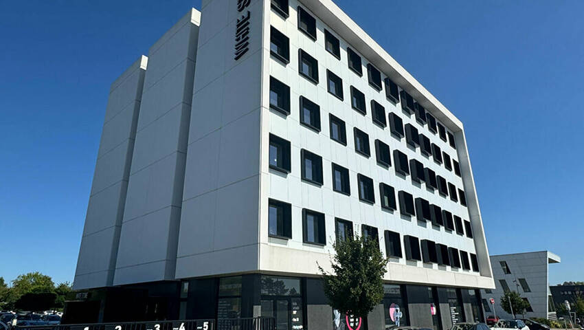 726914050 ws98 1 - Attribut alt par défaut.