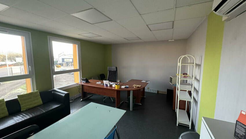 249908051 57 25712 6 - Attribut alt par défaut.