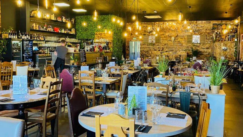 Publique 58384424 nr 2 - Attribut alt par défaut.