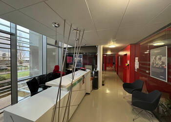 Publique 57955215 nr 3 - Attribut alt par défaut.