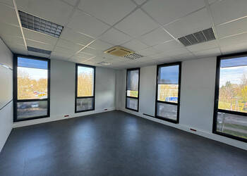 Publique 57690047 nr 3 - Attribut alt par défaut.