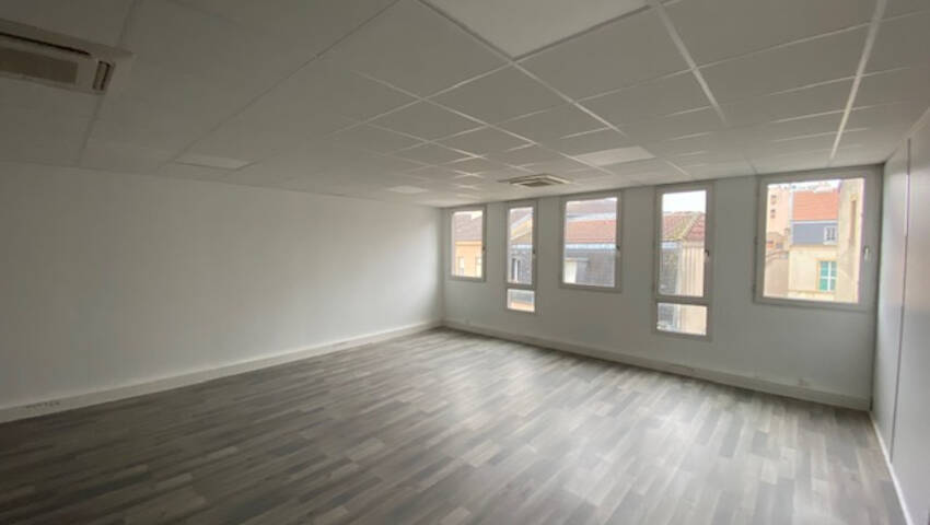 Publique 58371454 nr 6 - Attribut alt par défaut.