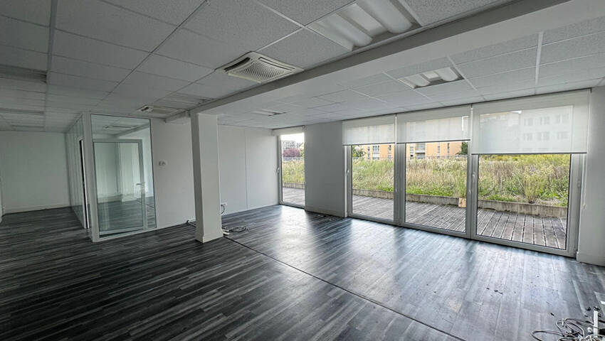 Publique 57935335 nr 2 - Attribut alt par défaut.