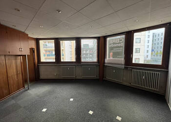 Publique 59505297 nr 2 - Attribut alt par défaut.