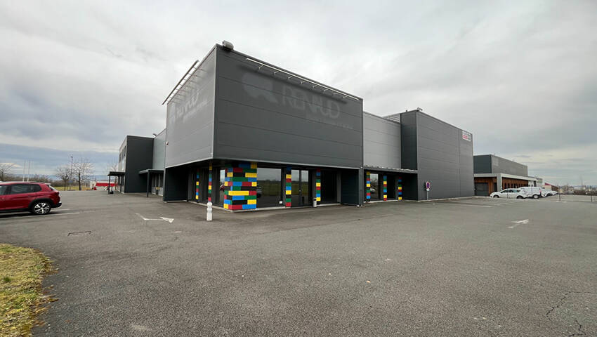 Publique 58178393 nr 1 - Attribut alt par défaut.