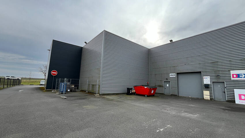 Publique 58178393 nr 2 - Attribut alt par défaut.