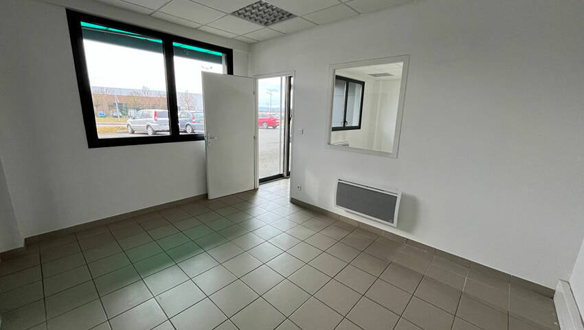 Publique 58178393 nr 10 - Attribut alt par défaut.