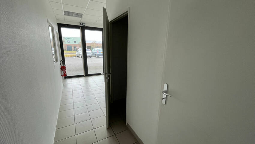 Publique 58178393 nr 12 - Attribut alt par défaut.