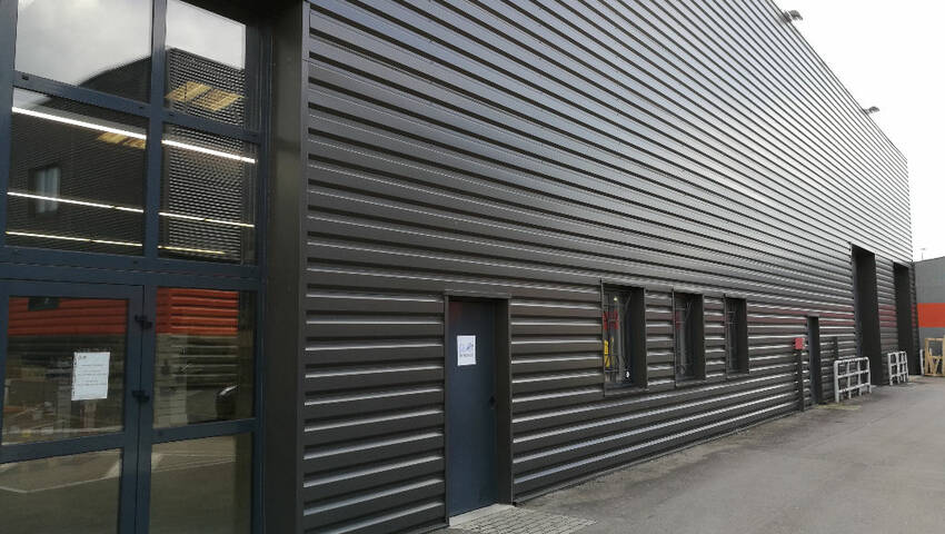 Publique 20415169 nr 3 - Attribut alt par défaut.