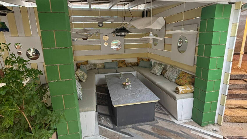 Publique 58746541 nr 12 - Attribut alt par défaut.