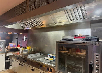 Publique 57964120 nr 3 - Attribut alt par défaut.