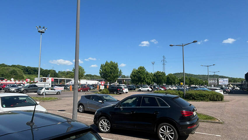 Publique 58384540 nr 3 - Attribut alt par défaut.