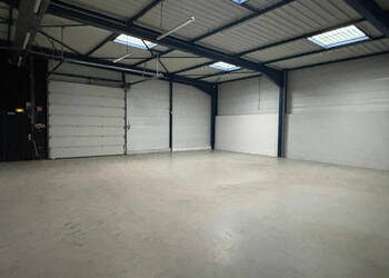 Publique 58026786 nr 3 - Attribut alt par défaut.