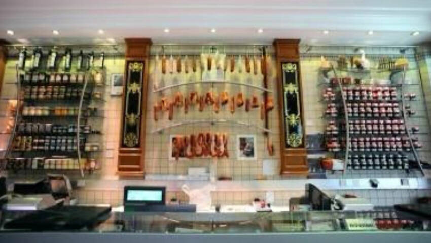 Publique 57981941 nr 3 - Attribut alt par défaut.