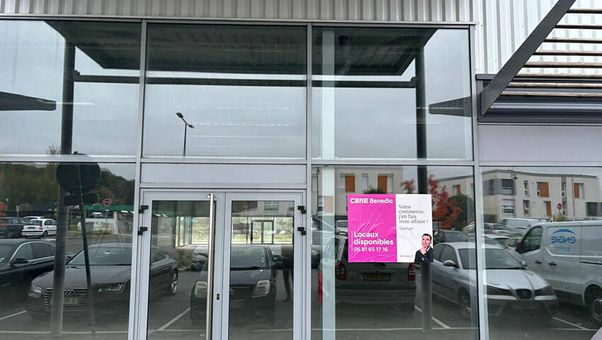 Publique 57139814 nr 2 - Attribut alt par défaut.