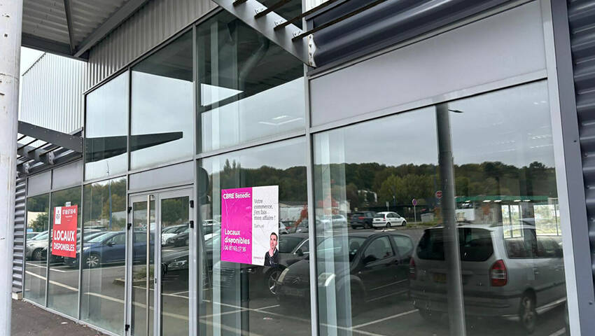 Publique 57139814 nr 3 - Attribut alt par défaut.