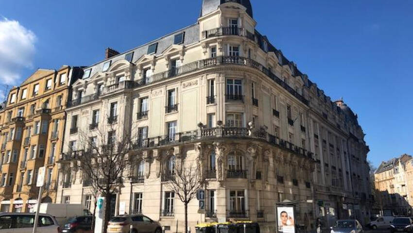 Publique 48285051 nr 1 - Attribut alt par défaut.