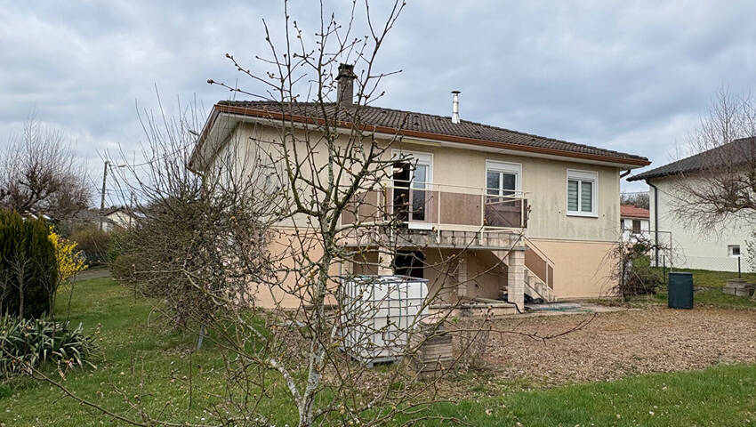 59657929b - Attribut alt par défaut.