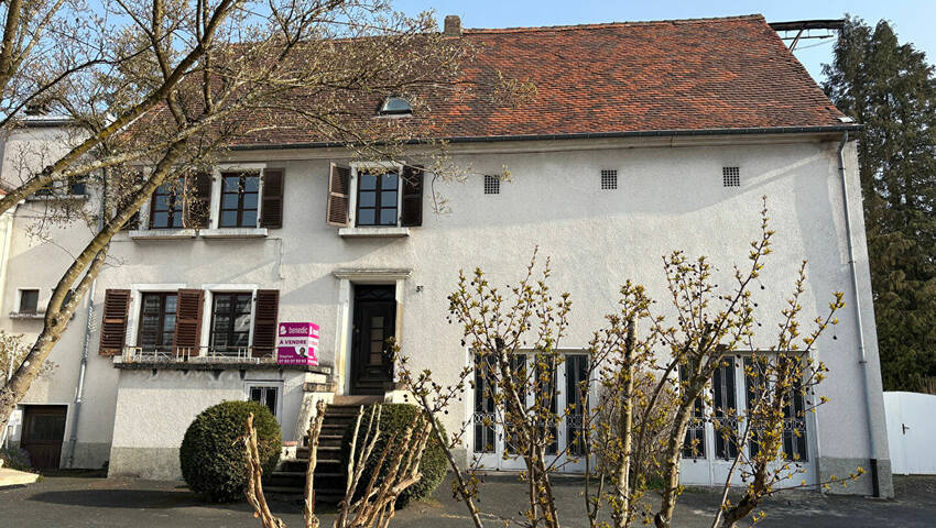 59633543b - Attribut alt par défaut.