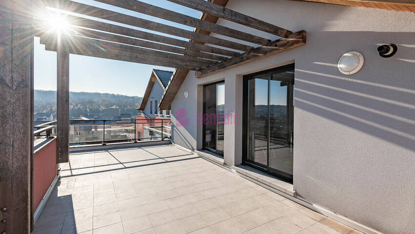 60190639b - Attribut alt par défaut.