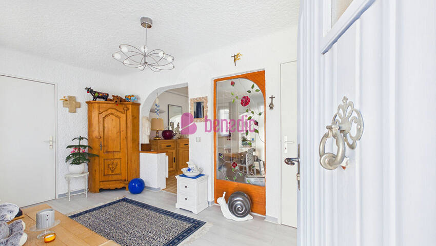 60162270b - Attribut alt par défaut.