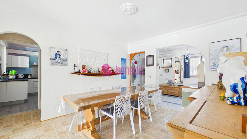 60162270e - Attribut alt par défaut.