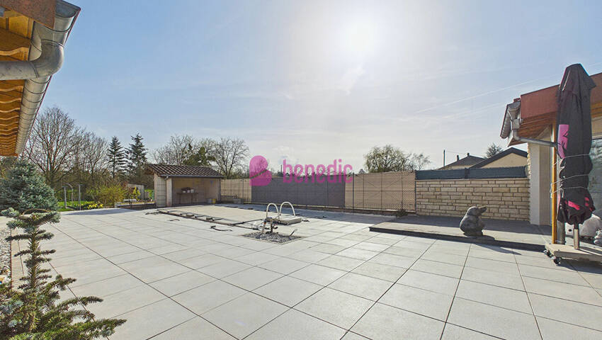 60162270q - Attribut alt par défaut.