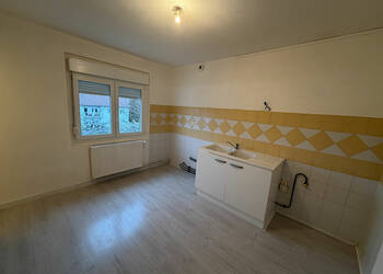 60185423b - Attribut alt par défaut.