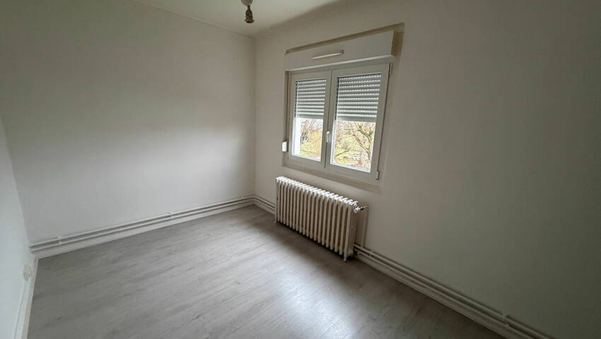 60185423o - Attribut alt par défaut.