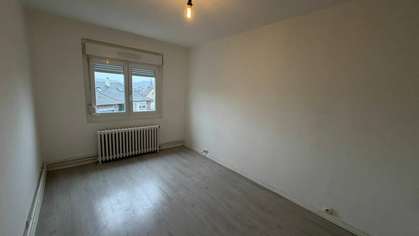 60185423p - Attribut alt par défaut.