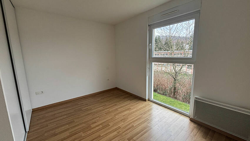 60184889f - Attribut alt par défaut.