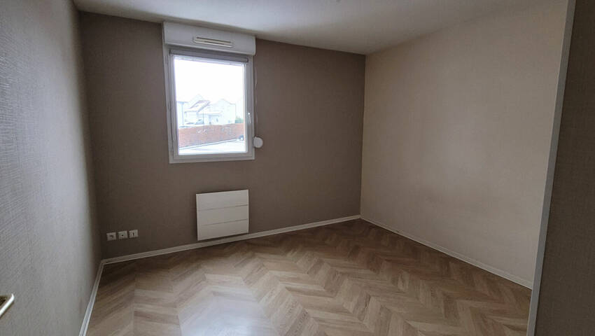 59993398c - Attribut alt par défaut.