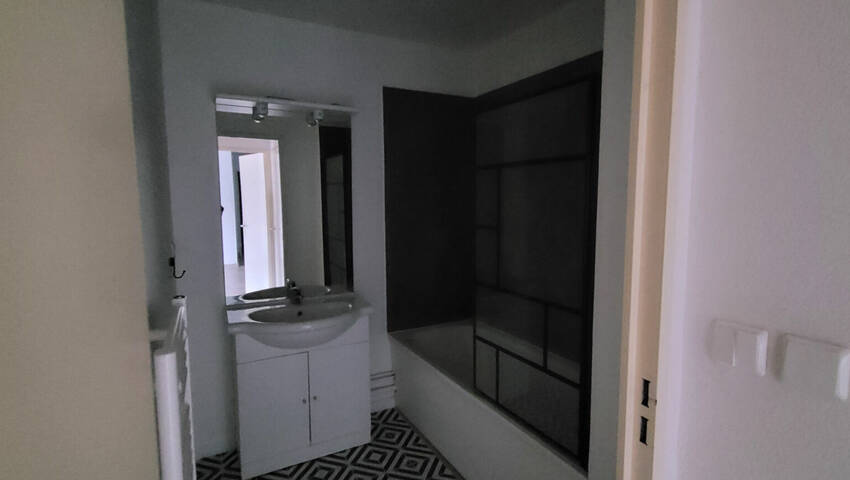 59993398d - Attribut alt par défaut.