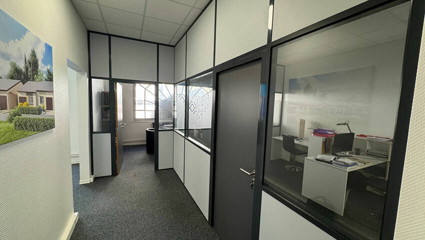 Publique 59685361 nr 5 - Attribut alt par défaut.