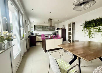 58291764c - Attribut alt par défaut.