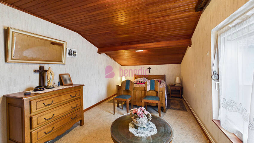 58153012t - Attribut alt par défaut.