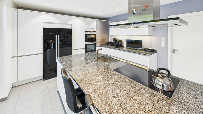 60204720r - Attribut alt par défaut.