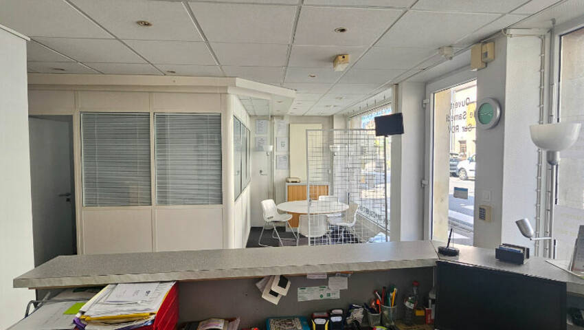 Publique 59161626 nr 3 - Attribut alt par défaut.