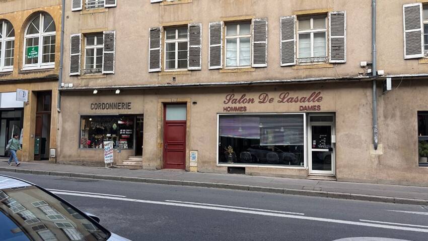 Publique 59342127 nr 1 - Attribut alt par défaut.