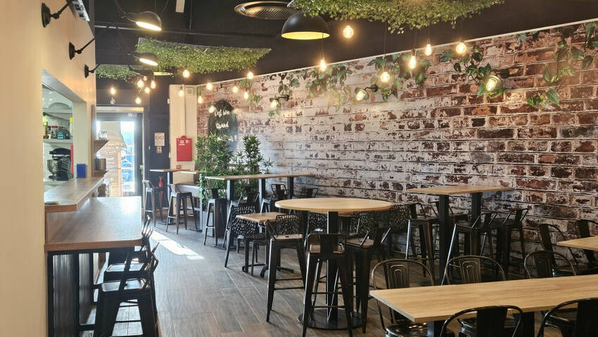 Publique 59652951 nr 4 - Attribut alt par défaut.