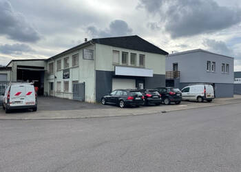 Publique 54275765 nr 1 - Attribut alt par défaut.