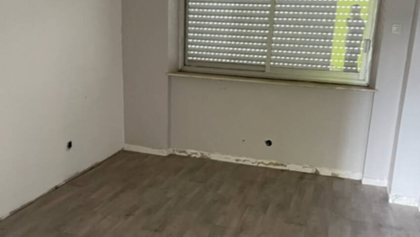 Publique 54275765 nr 3 - Attribut alt par défaut.