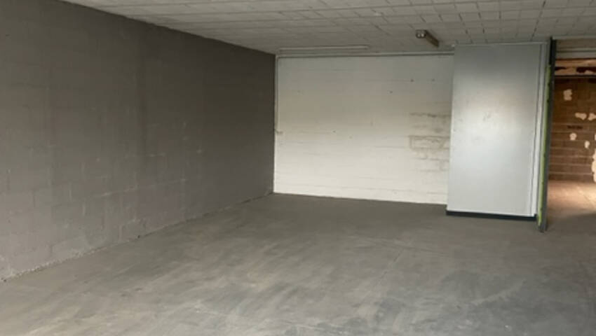 Publique 54275765 nr 12 - Attribut alt par défaut.