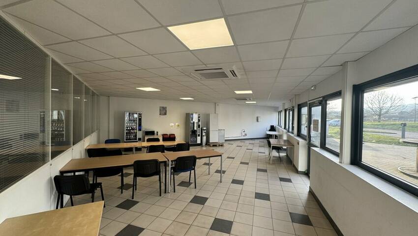 850318720 57 25729 6 - Attribut alt par défaut.