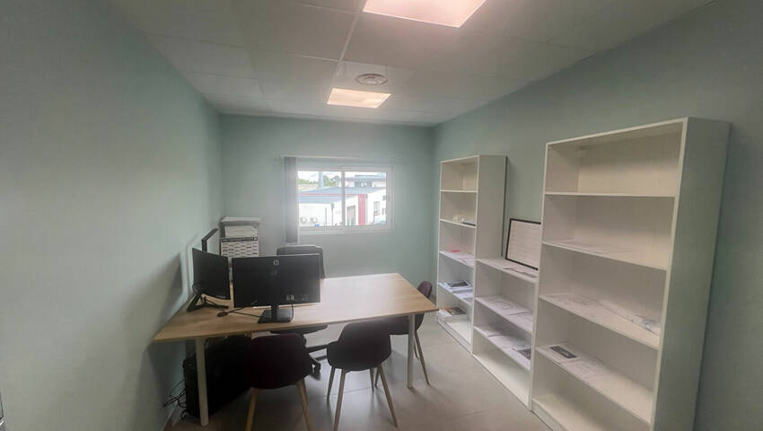 Publique 56199608 nr 3 - Attribut alt par défaut.